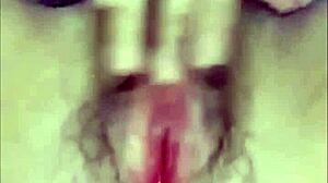 this horny pinay babe fingering her wet shaved pussy and cumming