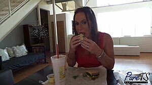 I'm Lexxxis Canyon sharing my behind-the-scenes interview.