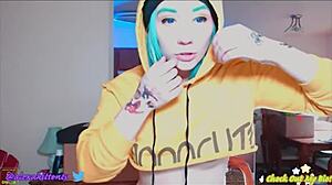 Alexa kitten performs a dance and engages in masturbation on cam nights