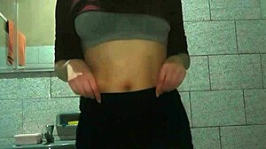 Watch me fuck myself with a dildo in the bathroom during cosplay session