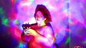 i worship my bbw goddess with dance and oil, feeling her plump body.