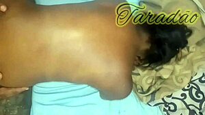 dotado comendo uma novinha mais no sheer com kinglu