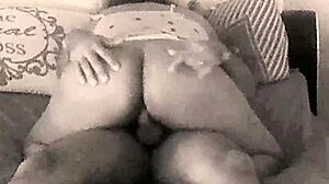 aquela foda de rotina antes de dormir com a esposa