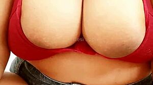 Sexy Kolkata Girl Fondles Her Big Tits