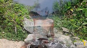 Gangbang with Magrinha Gostosa Pleasing Pirocudos on Rio de Janeiro Beach