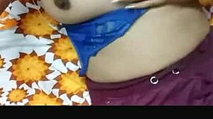 Watch Sirisha finger herself on cam in Hyderabad!