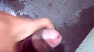 Watch Sirisha finger herself on cam in Hyderabad!