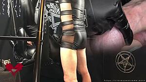 Mistress Gets Her Pussy Fucked On The Sex Swing By Black Gothic Lover