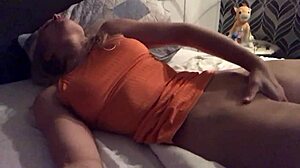 young girl chats with her stepdad in my free room on camgangster