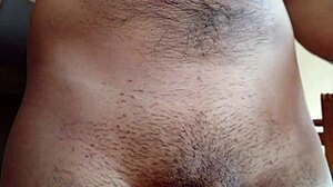 Watch This Gay Solo Butt Fucking With A Carrot!