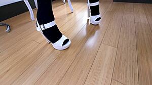 Zoe Clark gives a no-hands blowjob to a big cock in POV, swallowing a huge load.