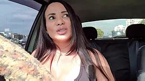 I drive to relieve traffic chaos with anal sex in the car