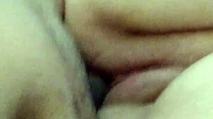 I love this nasty mature fucking with wet pussy.