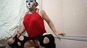 A travesti explores toys with a dildo in this narrative