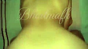 Una rica Peruana mostrando todo en acción caliente