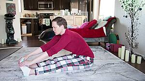 Milf's big ass yoga lesson intensifies.