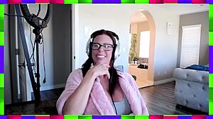 Alexis Fawx, worst friend, dives deep in milf interview