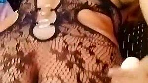 this makes me cum so good with anal and masturbation