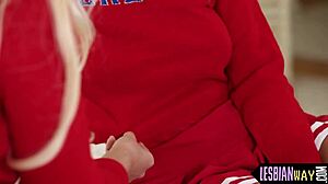 beautiful les teen 18+ seduces glam dyke, so hot!