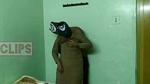 Girls get wild with BF in Oyo rooms for hardcore anal and licks