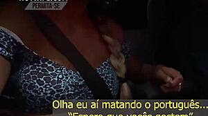 Minha hotwife ficou excitada no caminho da academia e gozou bem gostoso nos meus dedos