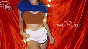 Amateur Asian teen rips clothes off and poses naked 😍