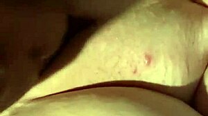 how many licks does it take to get to the center in a tootsie pop