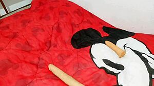 Meu maridinho trouxe uma amiga sapatão pra brincar gostoso