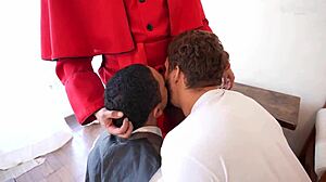 Leo Felipo feels intense backstage deepthroat and doggystyle.