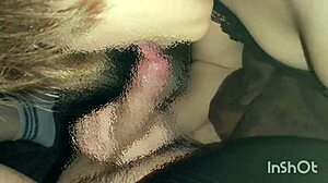 Amateur Japanese girl gives outdoor blowjob and handjob