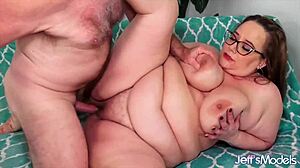 Fat Milf Jessica Lust In Glasses Takes Intense Doggystyle Pounding And Cumshot