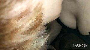 Amateur Japanese girl gives outdoor blowjob and handjob