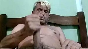 vontade de gozar com close up gay