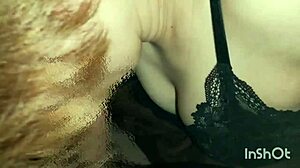 Amateur Japanese girl gives outdoor blowjob and handjob