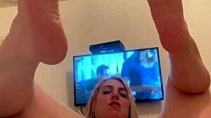 Sexy alina modelista masturbates with tattooed ass