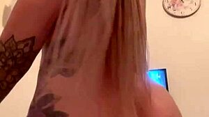 Sexy alina modelista masturbates with tattooed ass