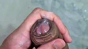 Homemade Bisexual Brazilian Cums In Shower!