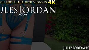 Slimthick Vic Worshiped by Three Guys?