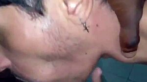 फेवेला में मोटे लंड वाले स्टोनर के साथ क्रूज़िंग