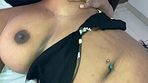 i socando rola na buceta da morena