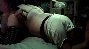 En La Oscuridad Cogiendo Con Mi Novia De Perrito