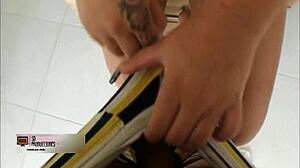 Sesión de fotos turns into hard fuck between stepsiblings