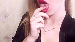 i'm fingering my pussy on camera for my husband