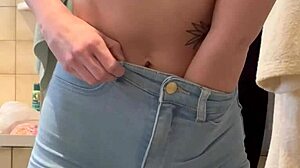 i feel so naughty pissing in my tight jeans, getting them all wet