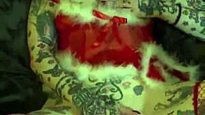 Steamy solo Christmas gift from Tattooed MILF