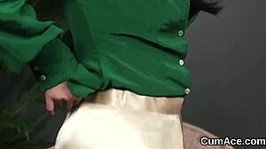 Horny Stunner Receives Sperm Load On Face