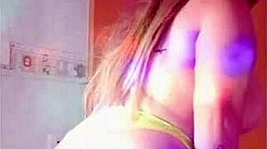 anal fingering my crazy big clit and narrow ass feels wild