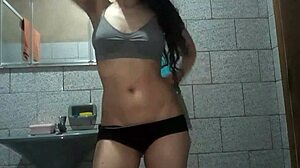 MOMMY SHOWS PUSSY IN BATHROOM