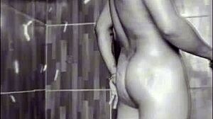 oh man, a bruxa da nana diaba got me with spells on my stuff and nutella jar, broke it big during helooween free week