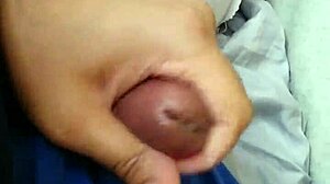 Jerkin It To Some Amateur Gay Bj